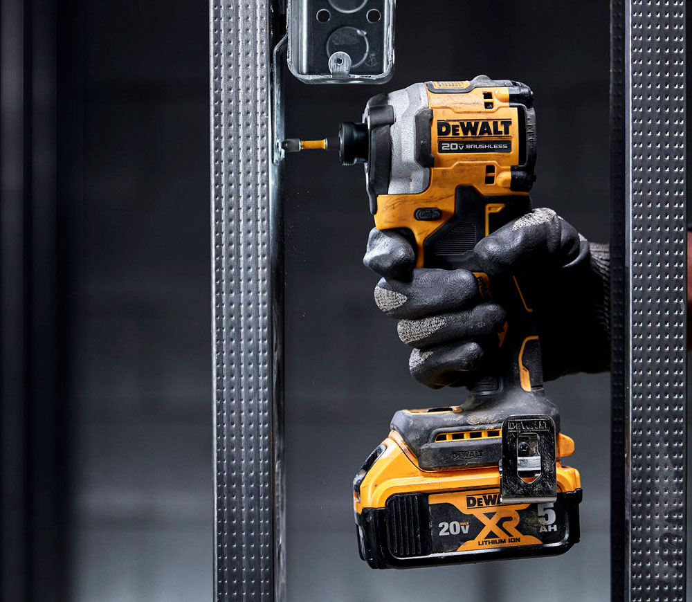 Mașină de înșurubat cu acumulator DEWALT DCF850P2T-QW 18V 5Ah-6