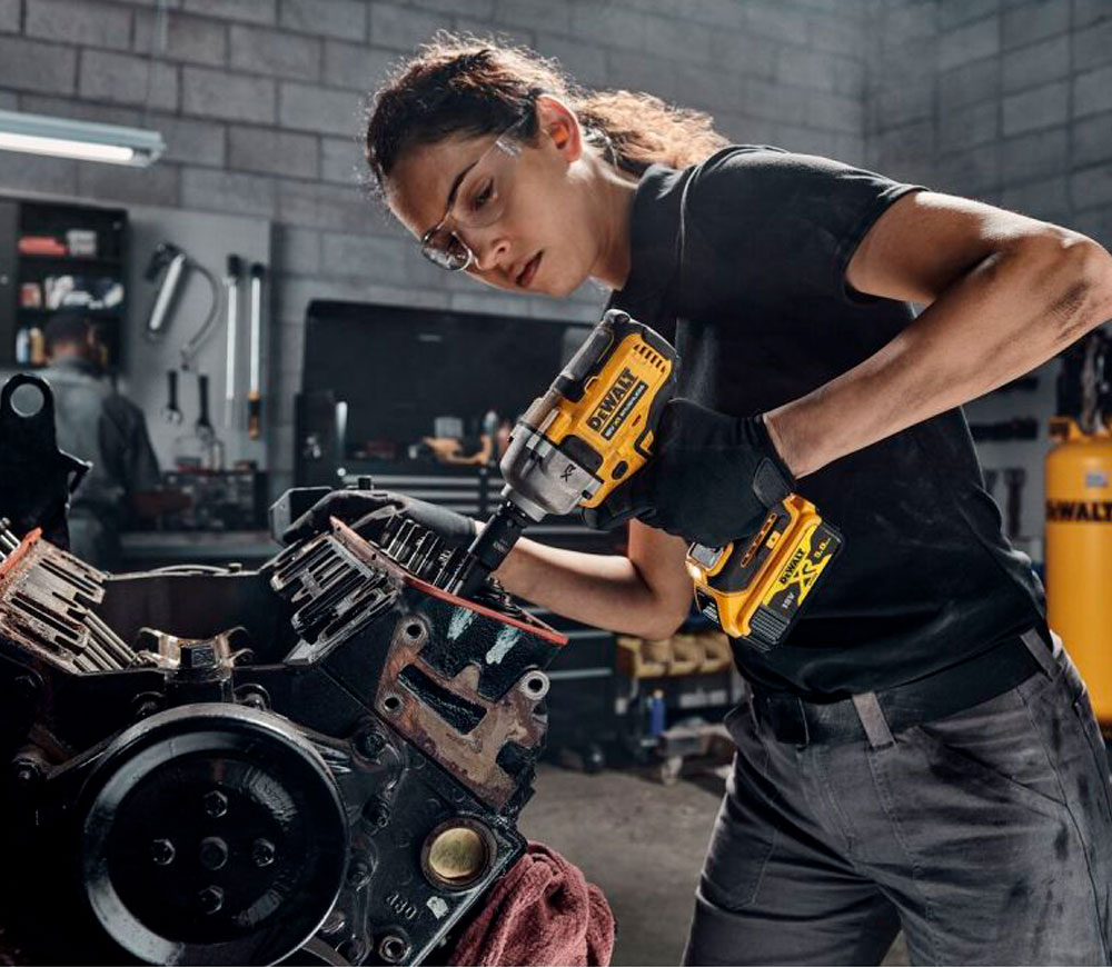 Mașină de înșurubat cu impact DEWALT DCF891N-XJ 18V-6