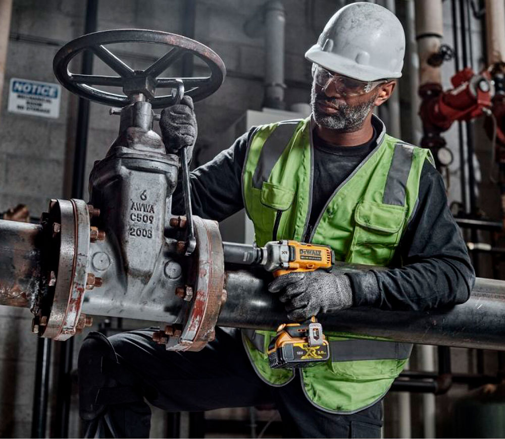 Mașină de înșurubat cu impact DEWALT DCF891N-XJ 18V-8