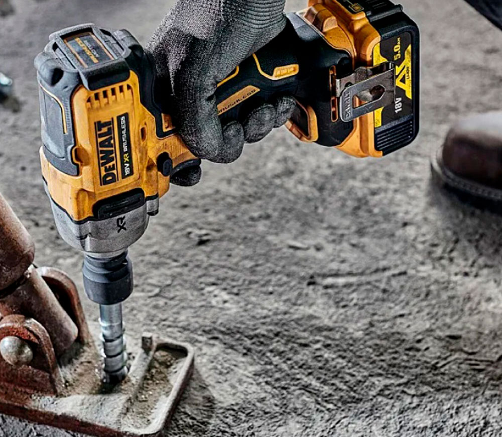 Mașină de înșurubat cu impact DEWALT DCF892N-XJ 18V-7