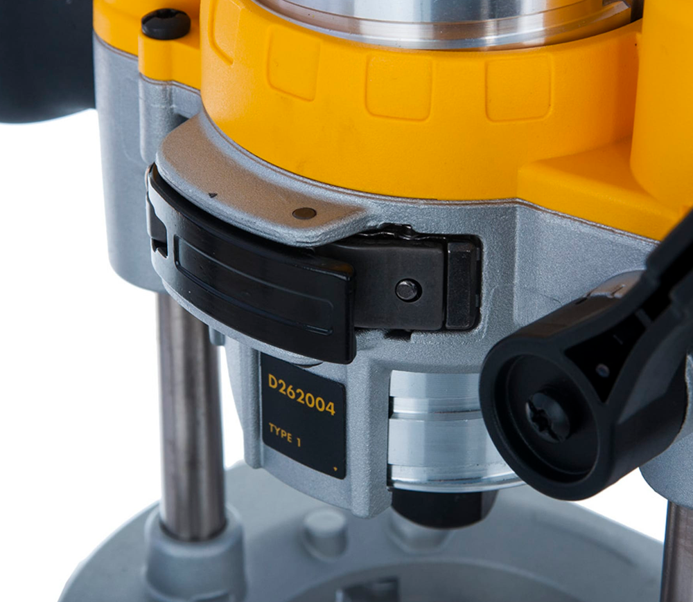 Mașină de frezat DEWALT D26204K 900w-7