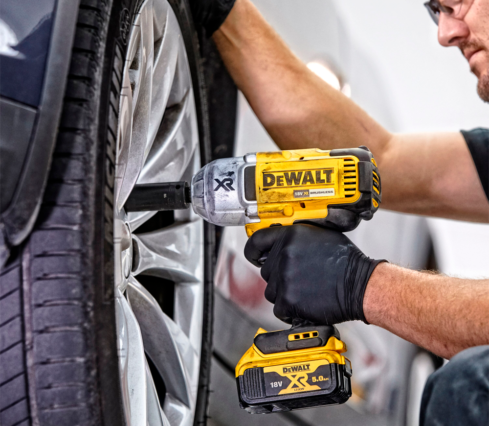 Mașină de înșurubat cu acumulator DEWALT DCF899N 18V-5