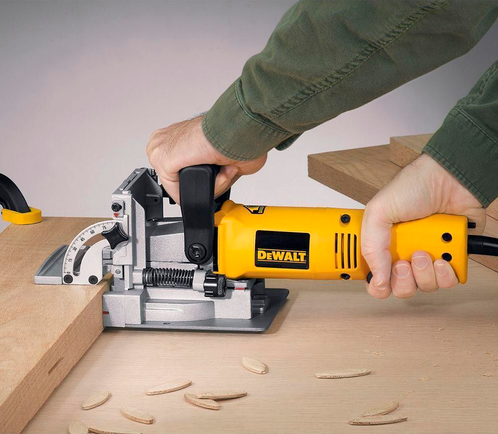 Mașină de frezat DEWALT DW682K 600w-6