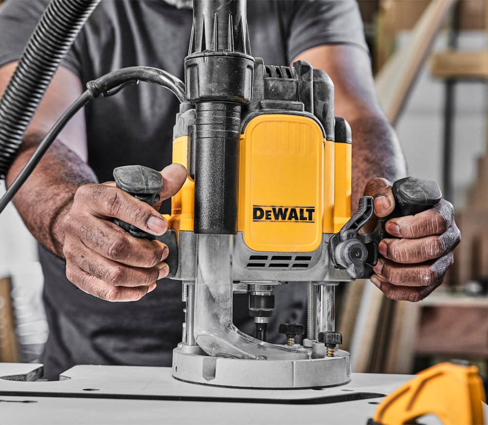 Mașină de frezat DEWALT DWE625KT 2300w-7