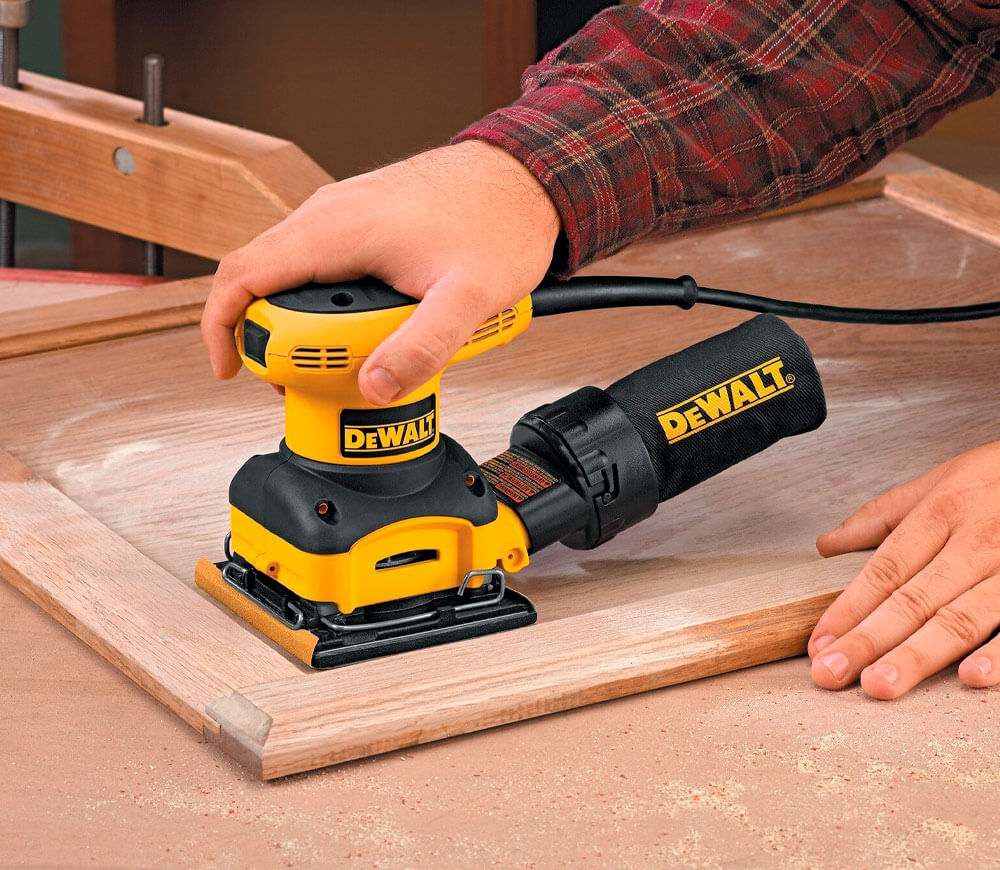 Mașină de șlefuit cu vibrații DEWALT D26441 230w-7