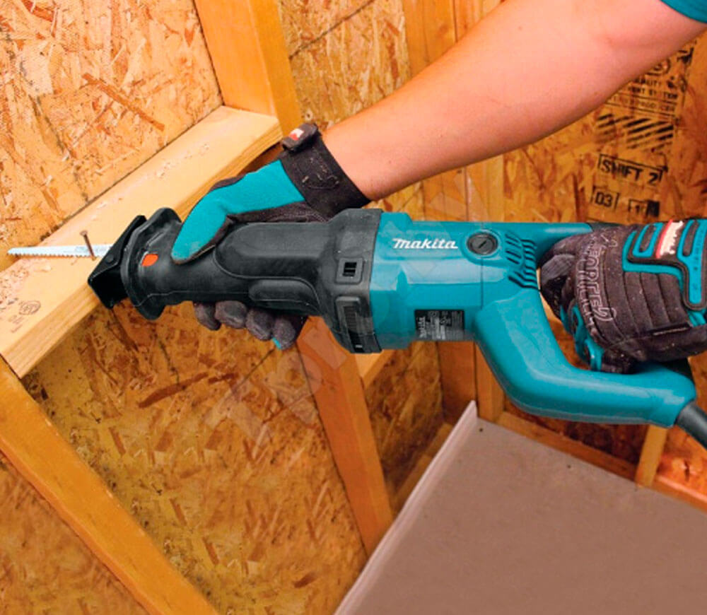 Fierăstrău sabie MAKITA JR3061T 1250w-15