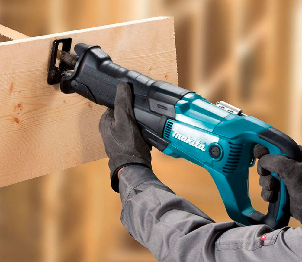 Fierăstrău sabie MAKITA JR3061T 1250w-16