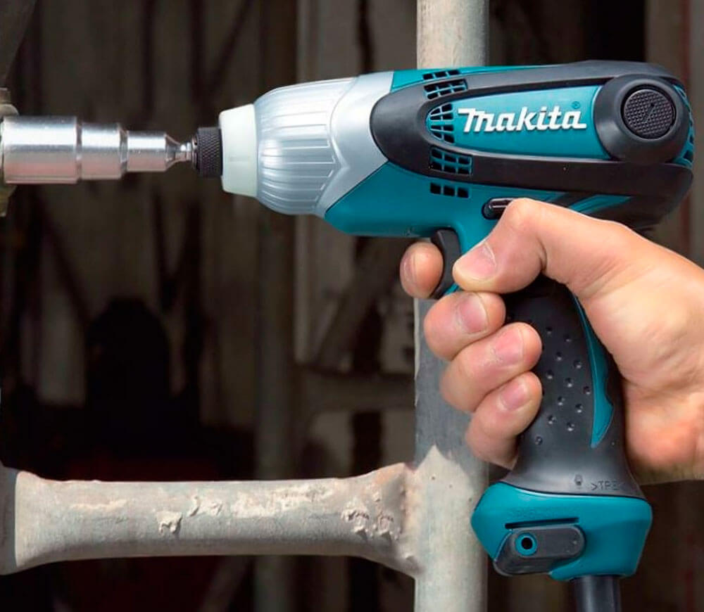 Mașină de înșurubat MAKITA TD0101F 230w-10