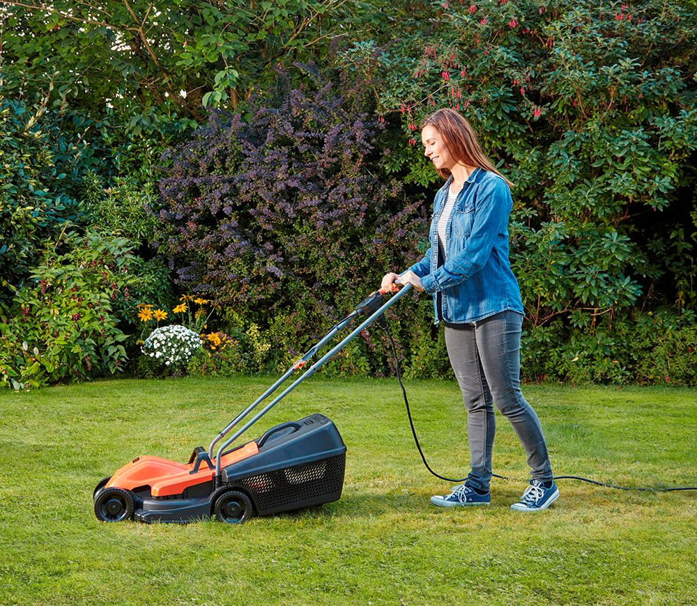Mașină de tuns gazonul electrică BLACK&DECKER BEMW451 1200w 320mm-7
