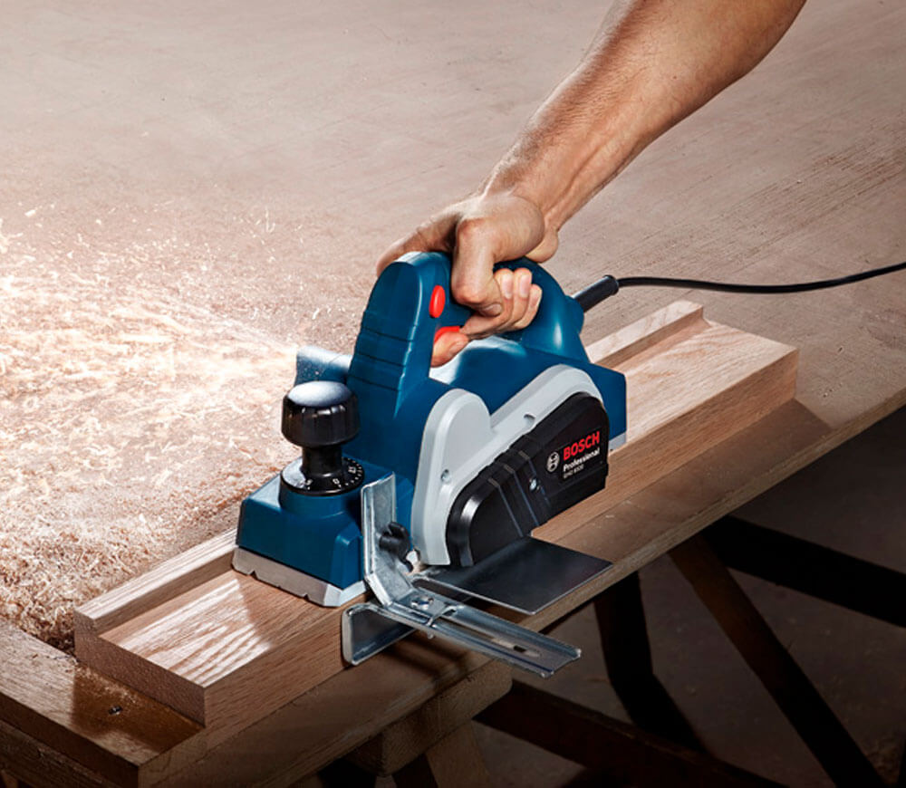 Рубанок BOSCH GHO6500 650вт 82мм-10