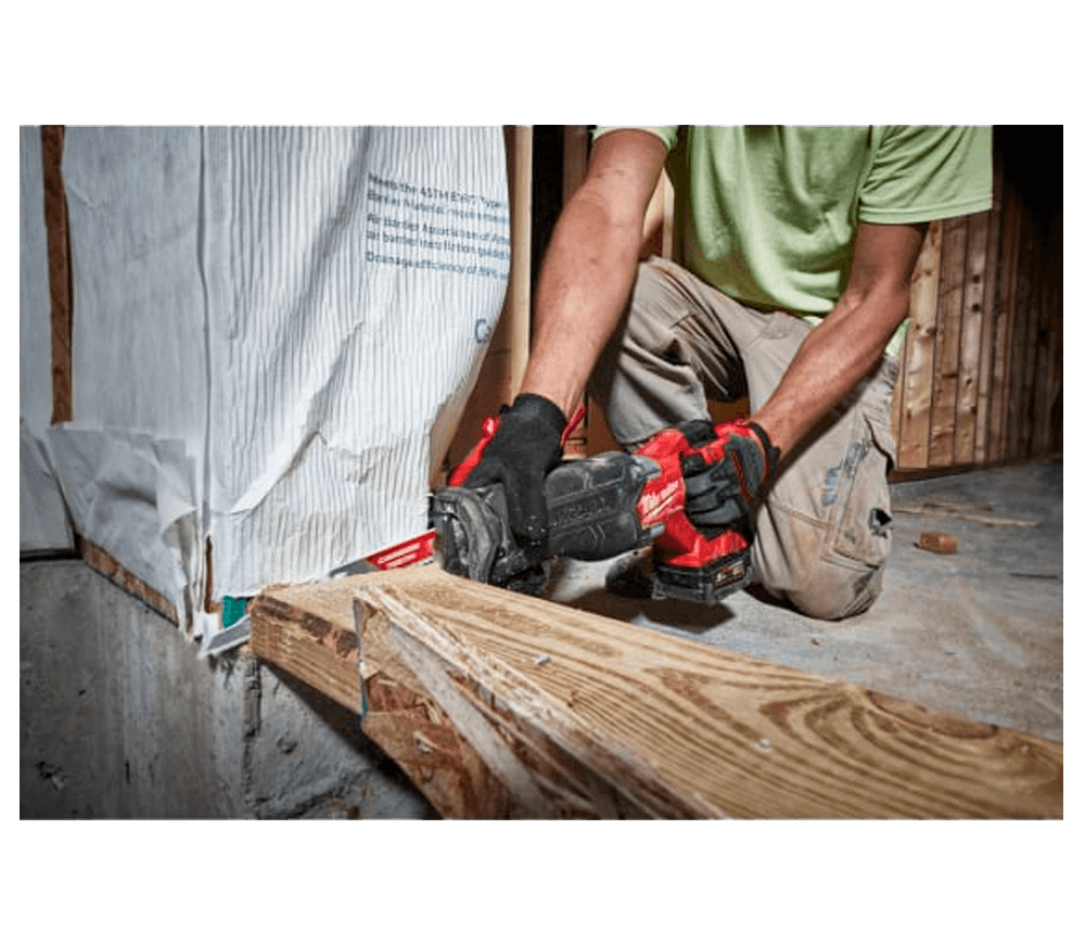 Fierăstrău sabie cu acumulator (fără baterii) MILWAUKEE M18FSZ-0X 18V-7
