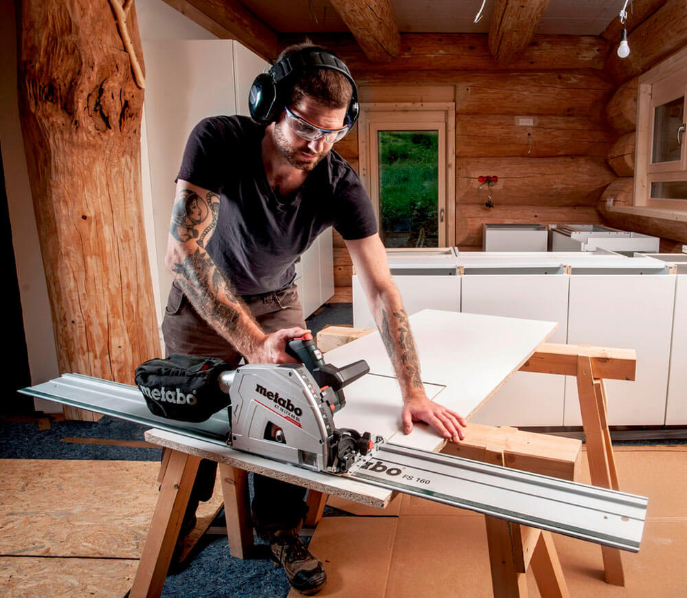 Дисковая пила аккумуляторная (без аккумуляторов) METABO T 18 LTX 66 BL 165мм 18В-9