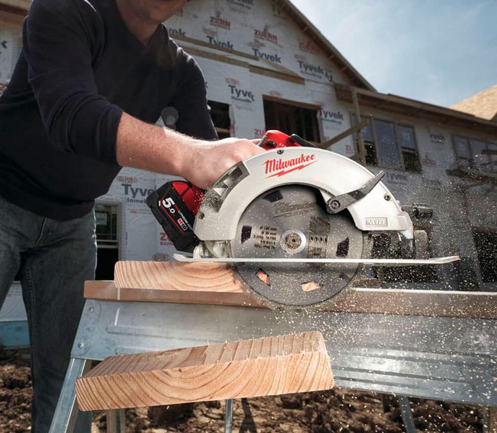 Fierăstrău circular cu acumulator MILWAUKEE M18 BLCS66-502X 190mm 18V 5Ah-4