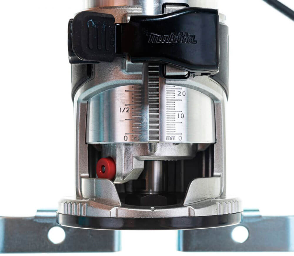 Mașină de frezat MAKITA RT0702CX2 710w-7