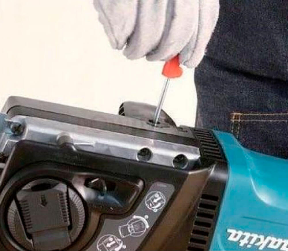 Fierăstrău electric cu lanț MAKITA UC4050A 2000w 400mm-6