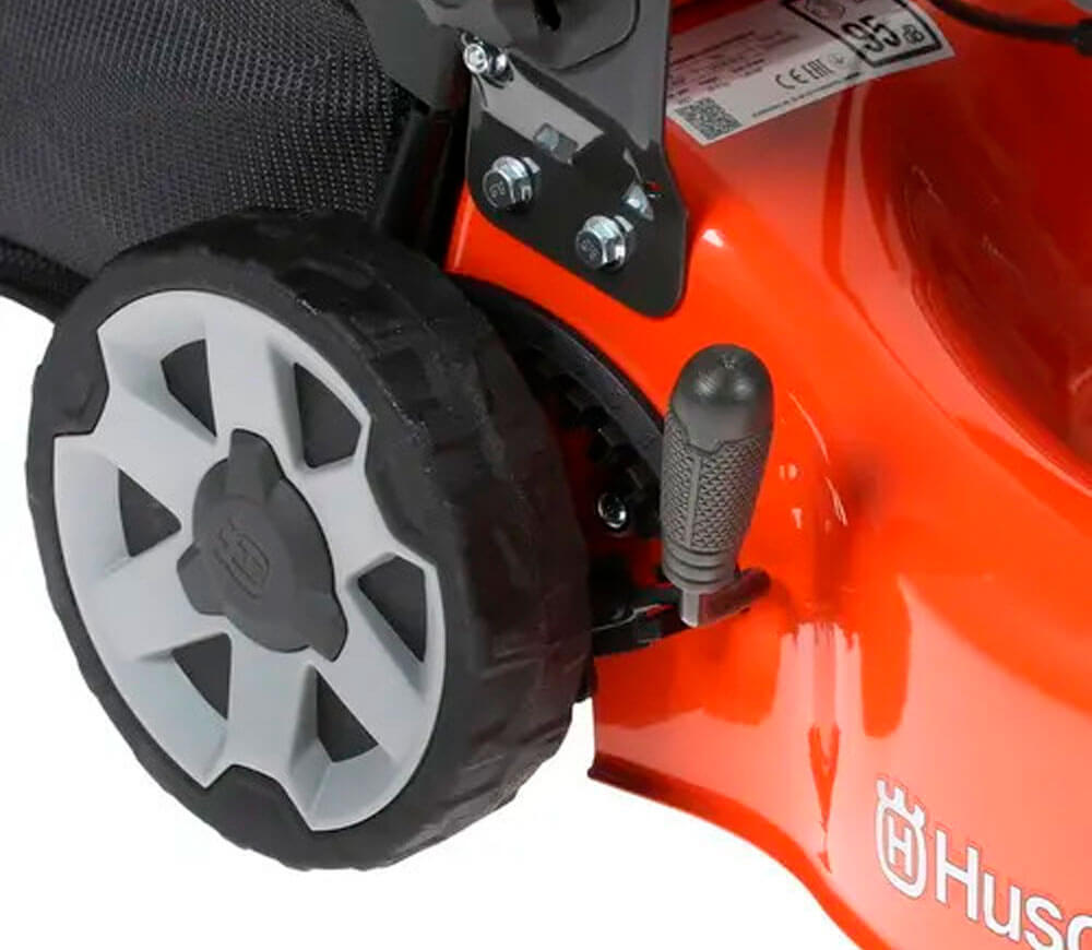 Mașină de tuns gazonul cu benzină Husqvarna LC140SP 400mm 2.65cp-6