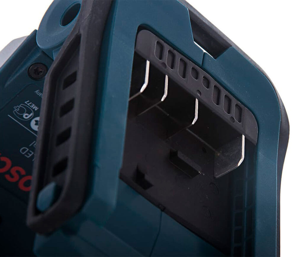 Lanternă construcții cu acumulator (fără baterii) BOSCH GLI VariLED 420lm 14.4/18V-5