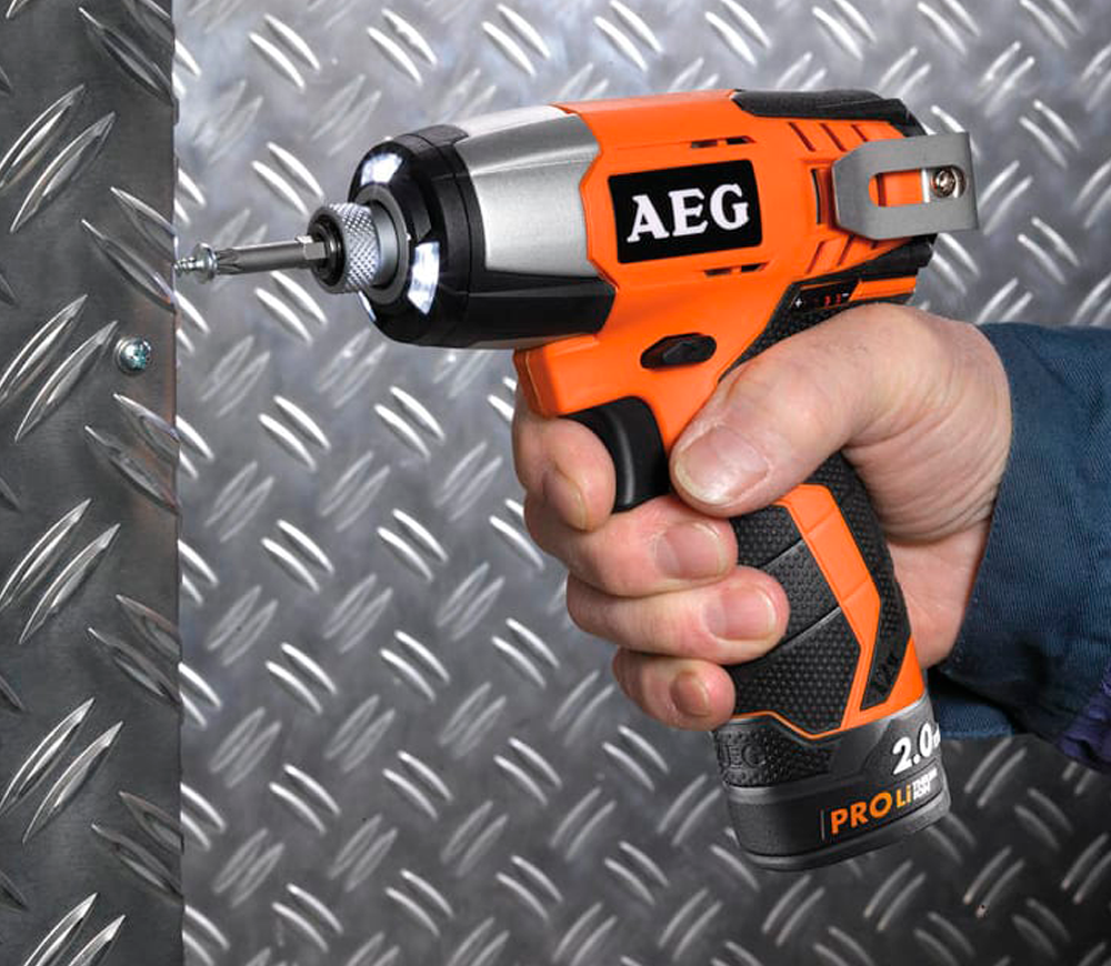 Mașină de înșurubat cu acumulator AEG BSS12C Li-202C 12V 2Ah-4