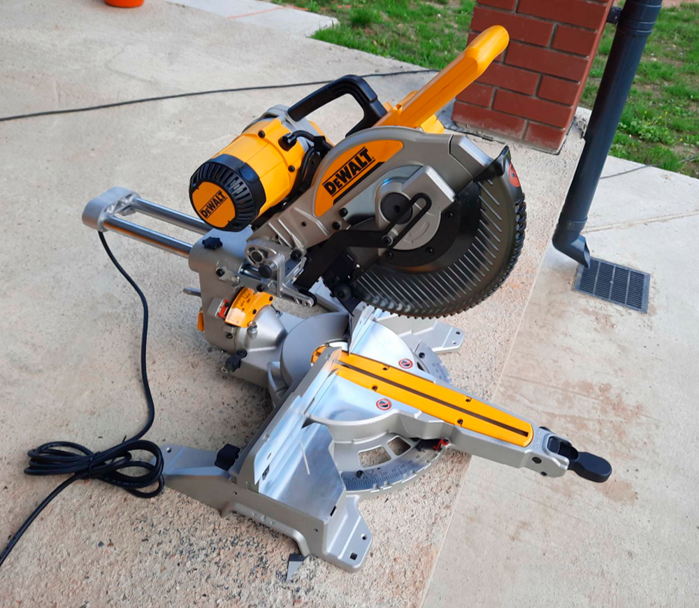 Fierăstrău  circular staționar DEWALT DWS727 1675w 250mm-7