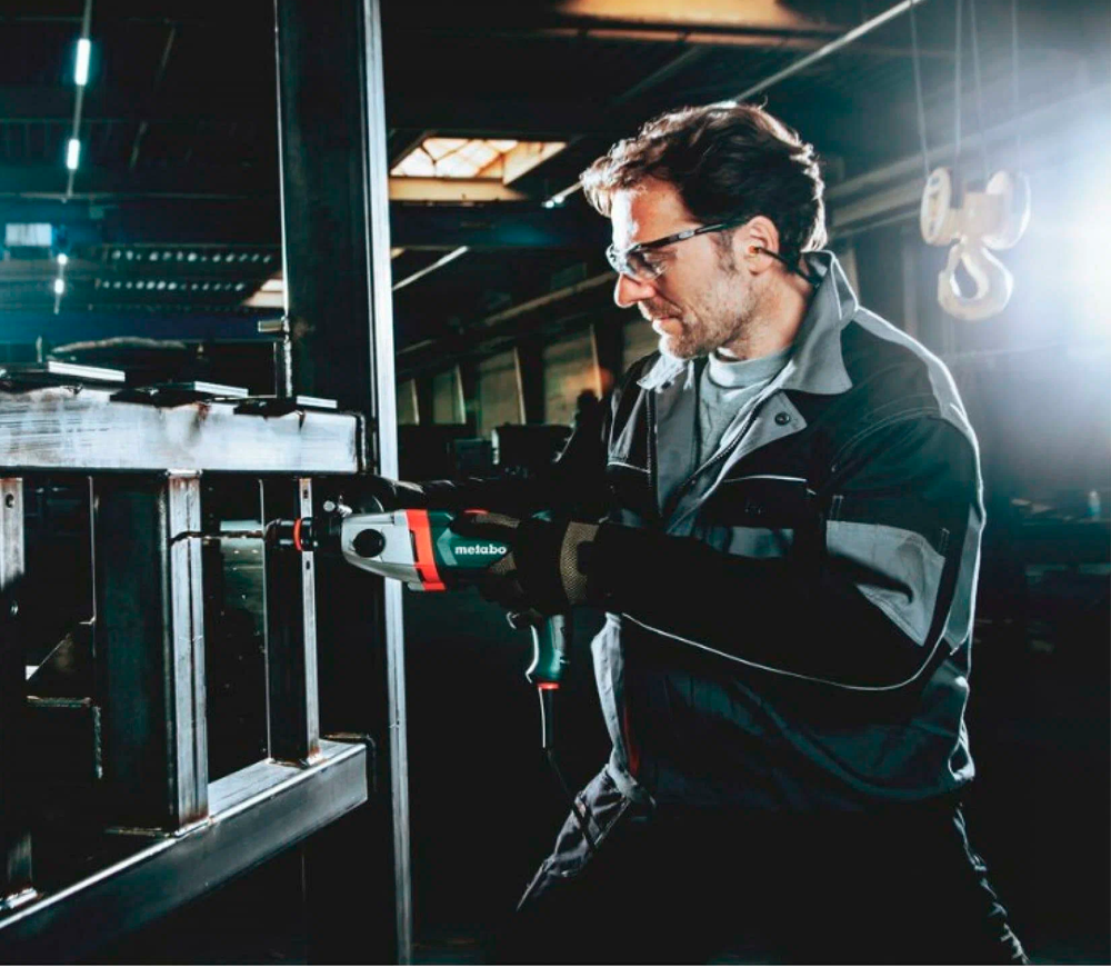 Дрель ударная METABO SBEV 1300-2 S  1300вт-9