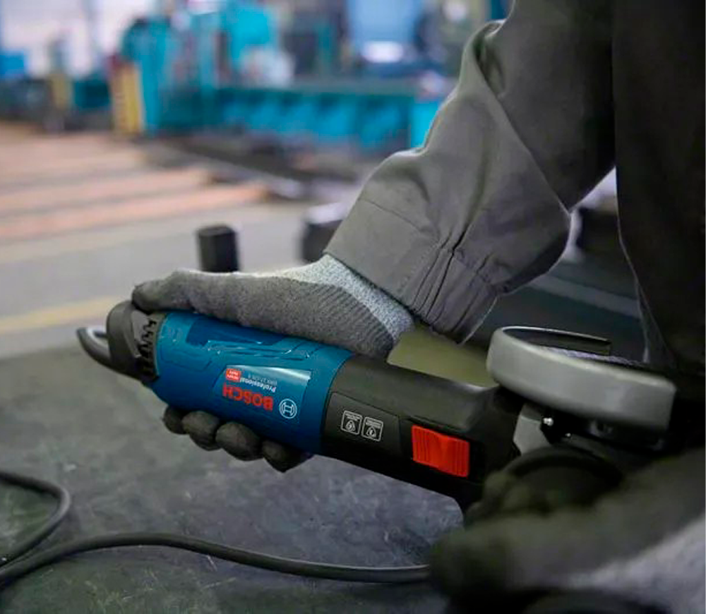 Угловая шлифмашина BOSCH GWS 17-125 S 1700вт 125мм-3
