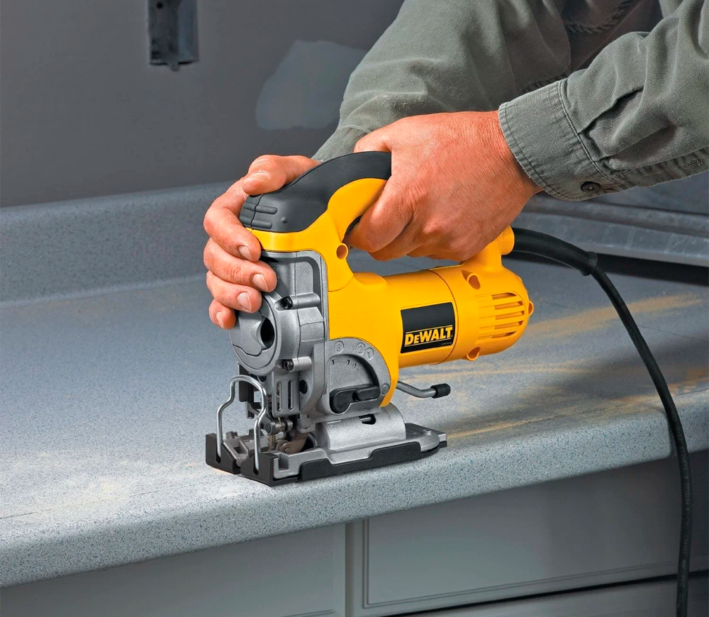 Fierăstrău pendular DEWALT DW331K 701w-7