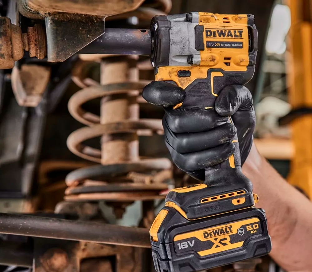 Mașină de înșurubat cu impact DEWALT DCF922D2T 406Nm-8