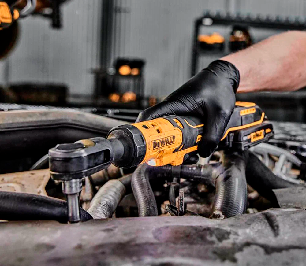 Clichet cu acumulator DEWALT DCF512D1  95Nm-4