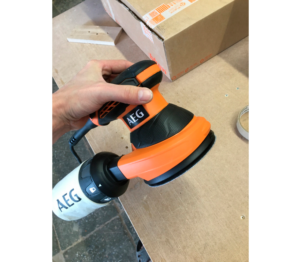 Mașină de șlefuit excentrică AEG EX 125 ES 300w 125mm-7