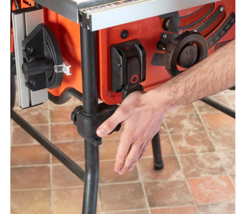 Дисковая пила BLACK&DECKER BES720-QS 1800вт 254мм-6