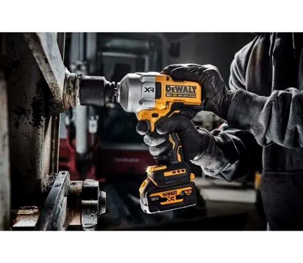 Mașină de înșurubat cu impact DEWALT DCF961N  2372Nm-6