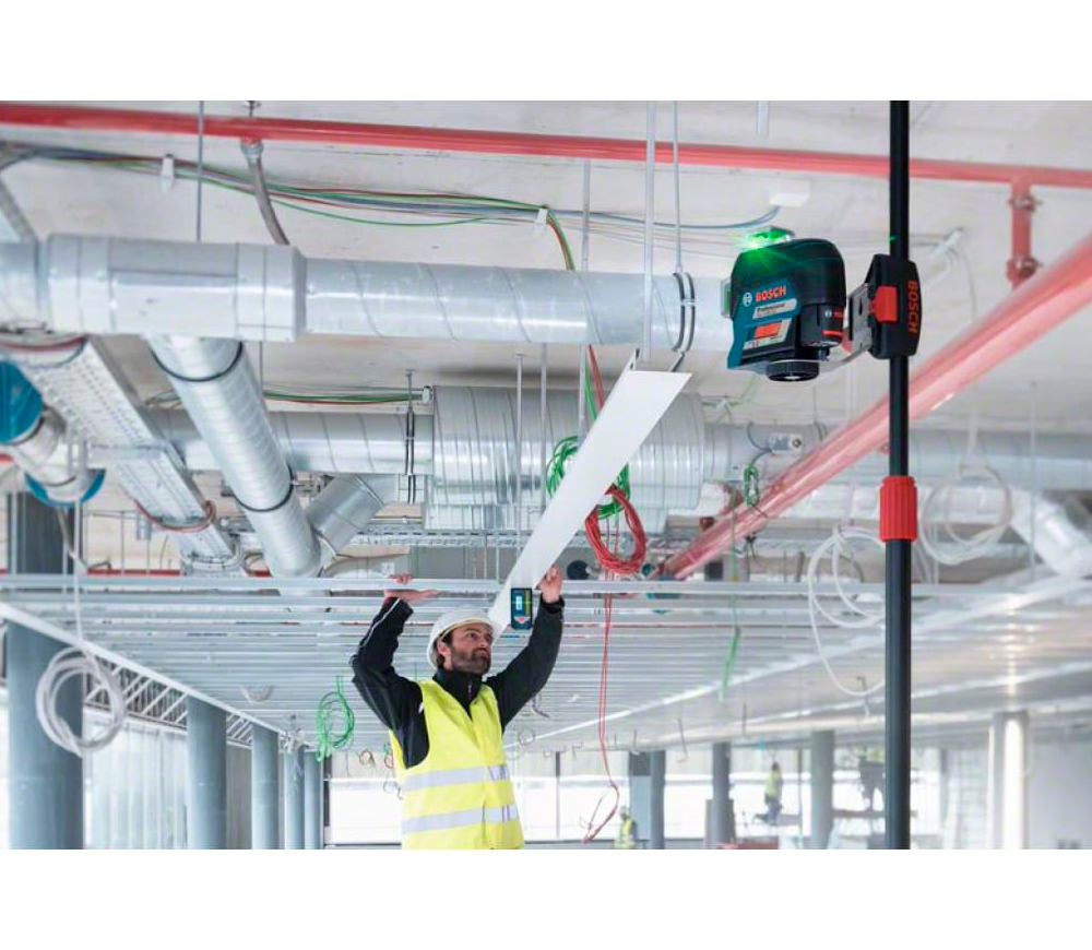 Лазерный уровень BOSCH GLL 3-80 CG 3луча 30m-5