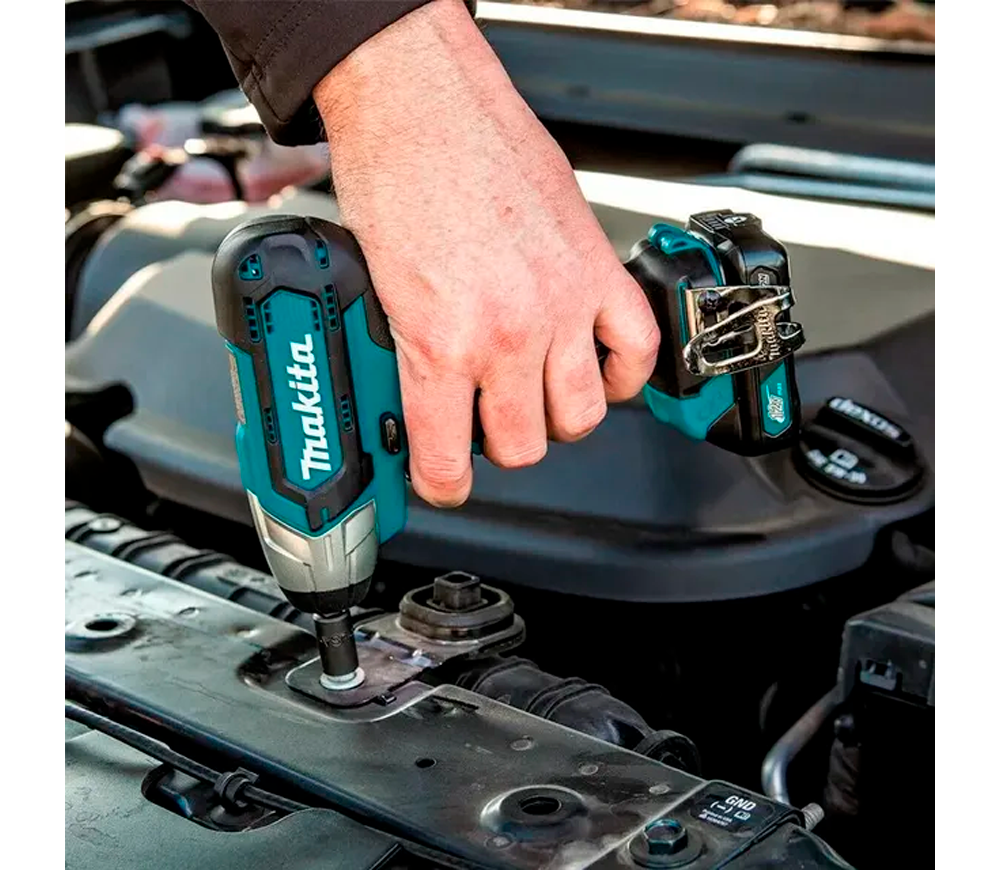 Mașină de înșurubat cu impact MAKITA TW060DSME  60Nm-2