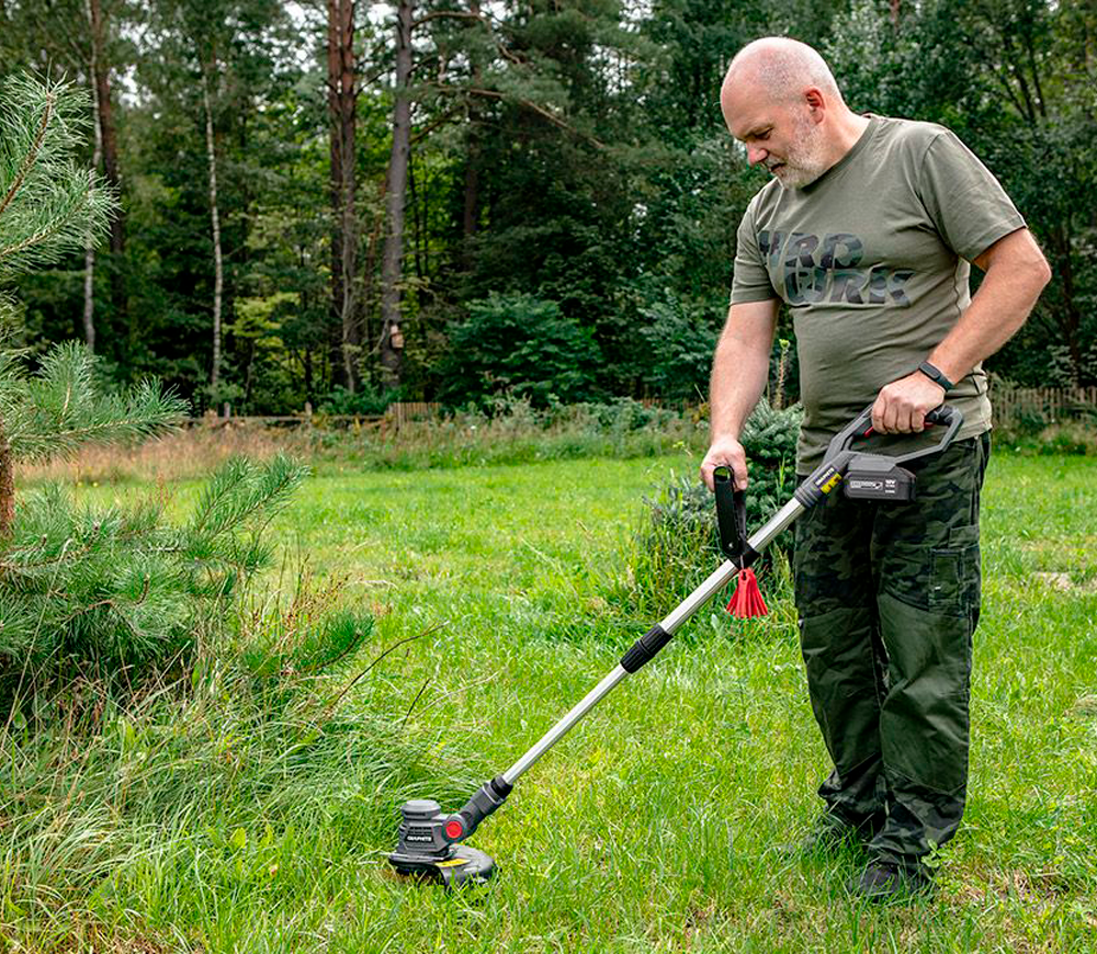 Trimmer cu acumulator GRAPHITE 58G030 18V-8