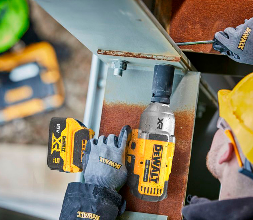 Mașină de înșurubat fără fir cu impact (fără bat) DEWALT DCF900NT-XJ  1898Nm-6