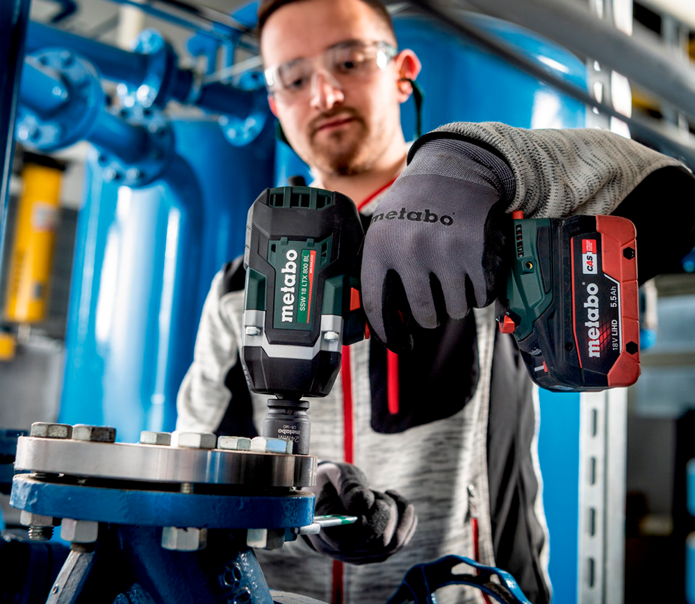Mașină de înșurubat cu impact fără fir (fără bat) METABO SSW 18 LTX 800 BL 1200Nm-2