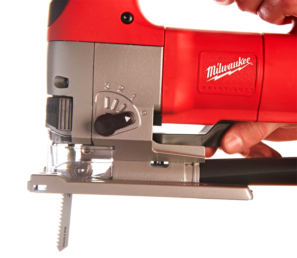 Лобзик MILWAUKEE JSPE135TX 750вт-2