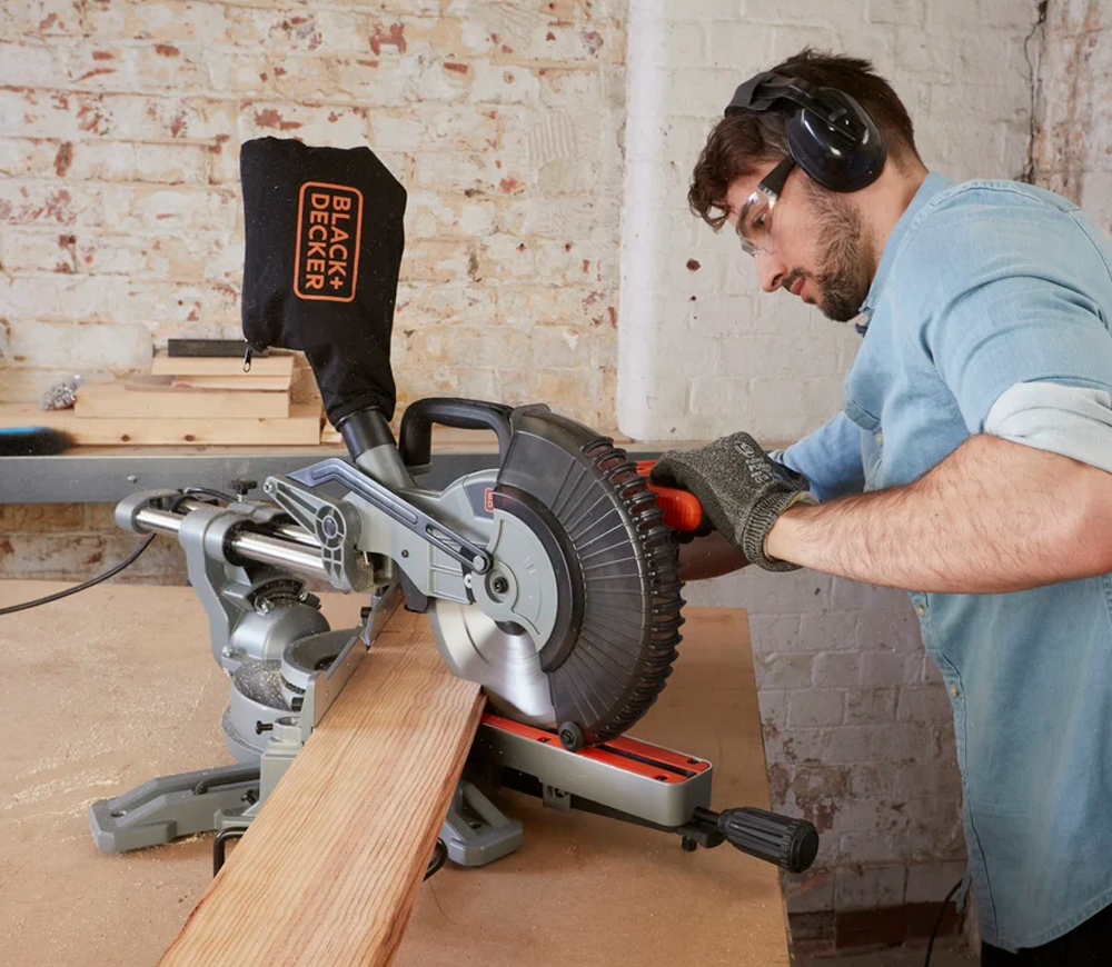 Fierăstrău  circular staționar BLACK&DECKER BES702-QS 1600w 216mm-2