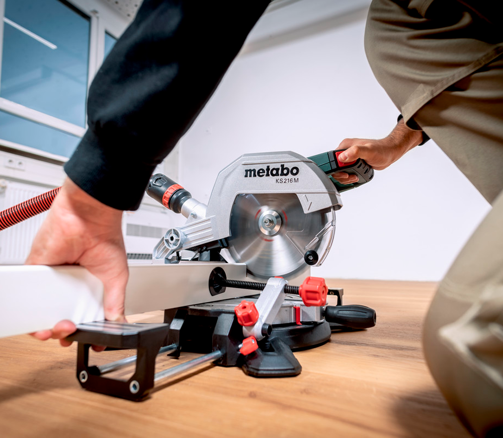 Fierăstrău  circular staționar METABO KS 216 M 1100w 216mm-4