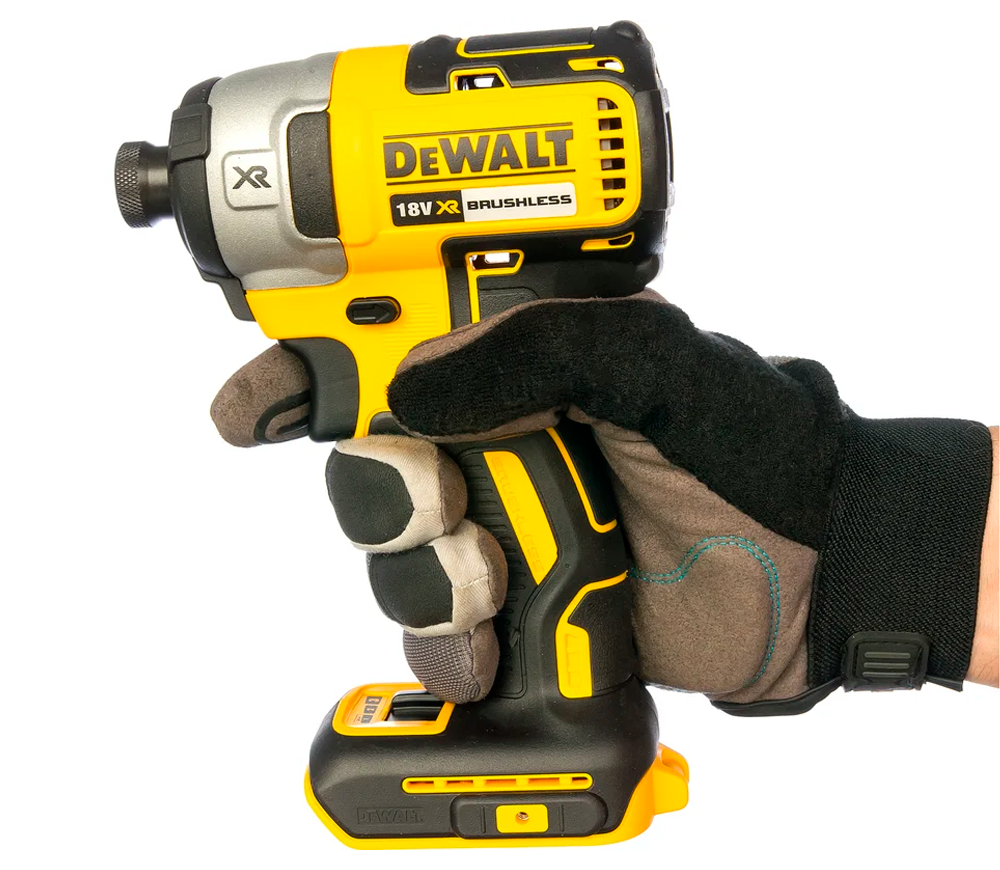 Șurubelnița cu acumulator (fără bat.) DEWALT DCF887N-XJ 18V-4