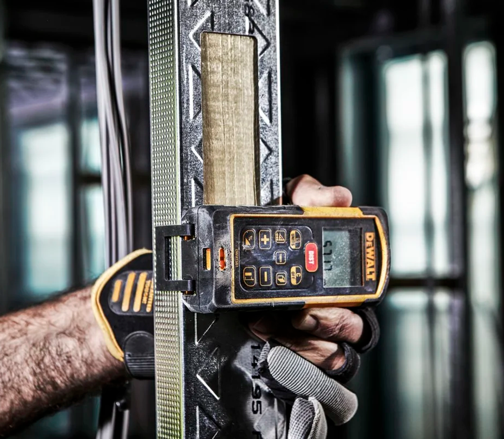 Telemetru DEWALT DW03101 100m IP65-4