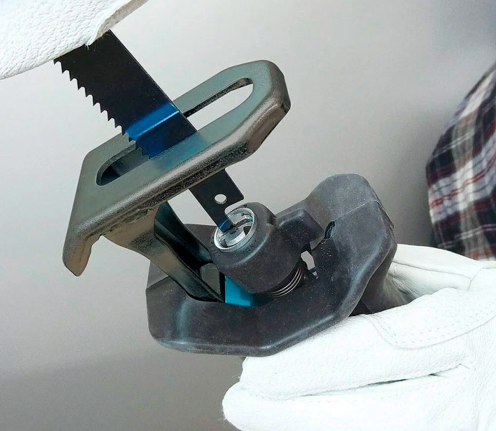 Fierăstrău sabie cu acumulator (fără bat) MAKITA DJR183Z 18V-5