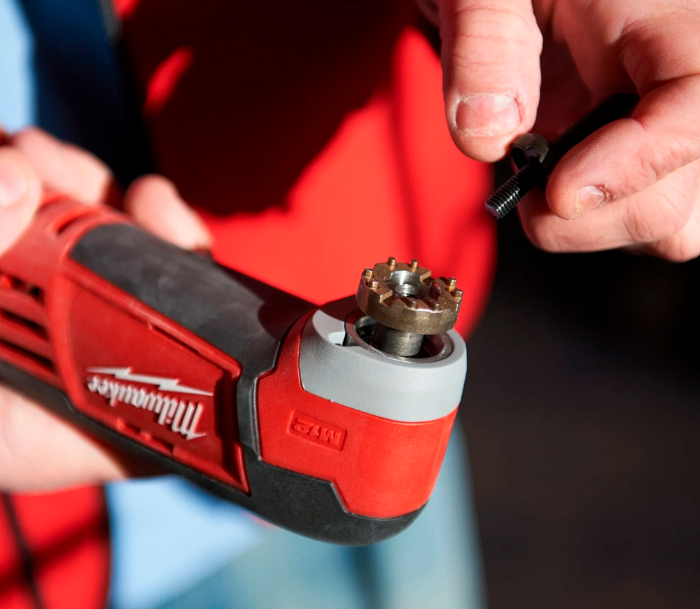 Набор аккумуляторный инструментов MILWAUKEE M12BPP2D-402B 12В 4Ач-5