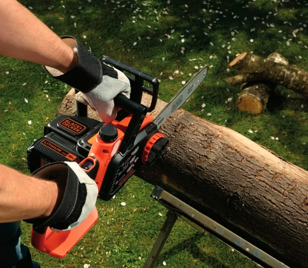 Цепная пила аккумуляторная BLACK&DECKER GKC3630LB 300мм 36В-7