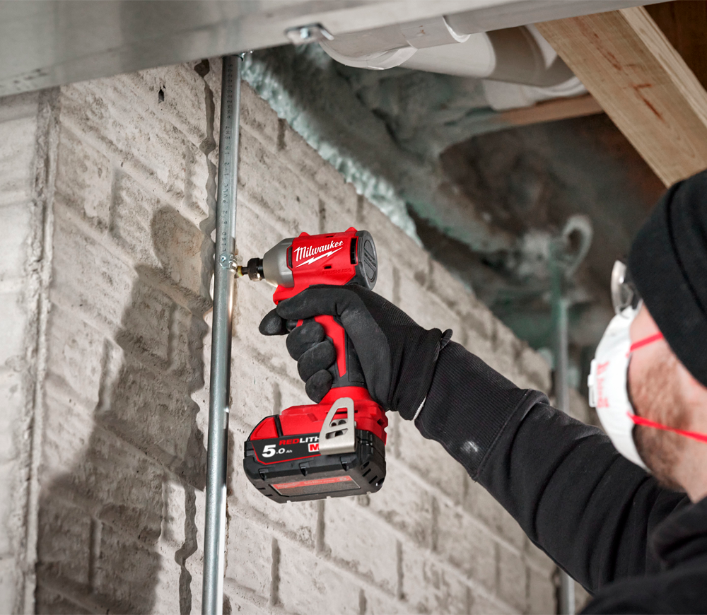 Șurubelnița cu acumulator сu impact (fără bat.) MILWAUKEE M18 BLIDR-0X 18V-6