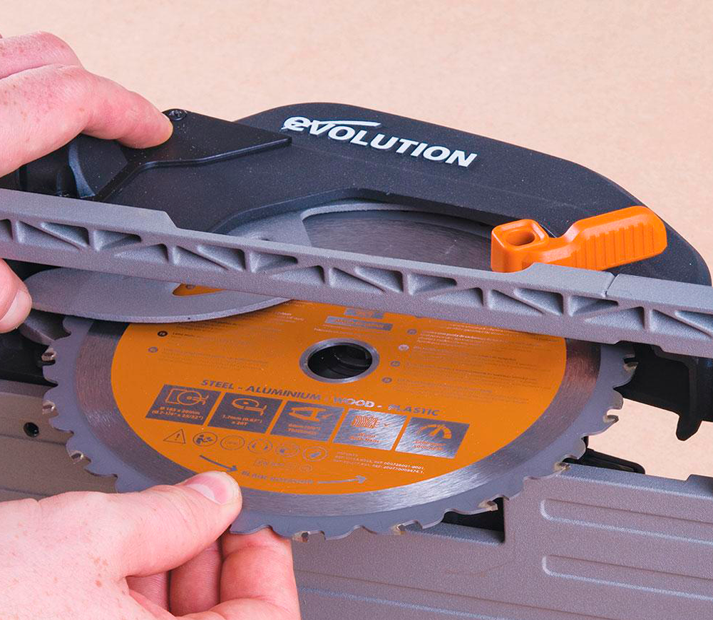 Дисковая пила EVOLUTION R185CCS 1600вт 185мм-10