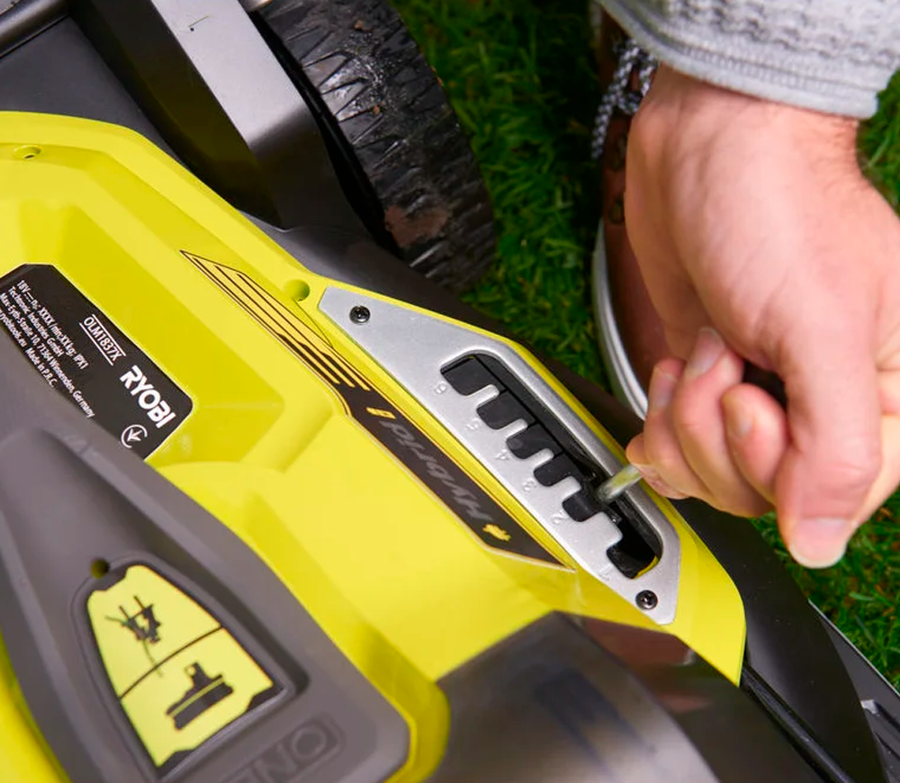 Mașină de tuns gazonul hybrid acumulator+rețea RYOBI RY18LMH37A-250 370mm 18V 5Ah-3