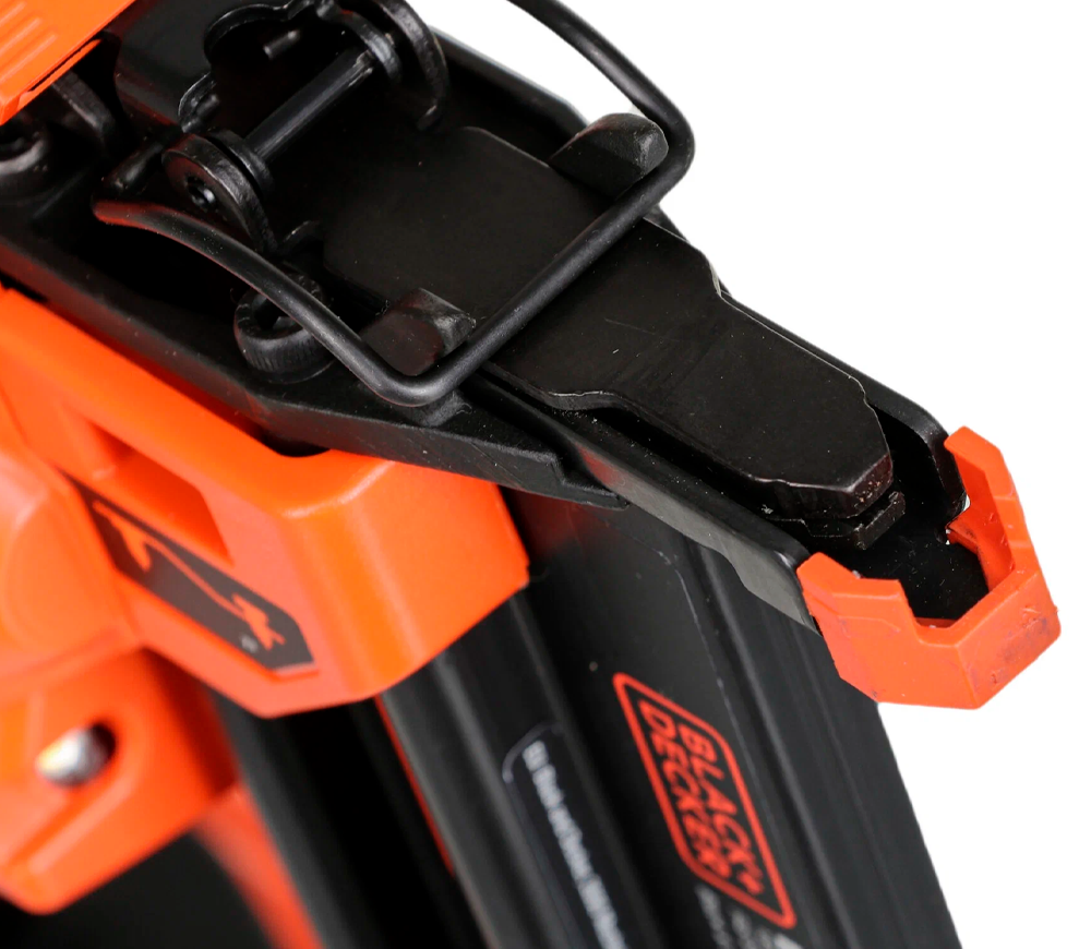 Nailer cu acumulator BLACK&DECKER BCNG01D1 60bat/min 18V 2Ah-7