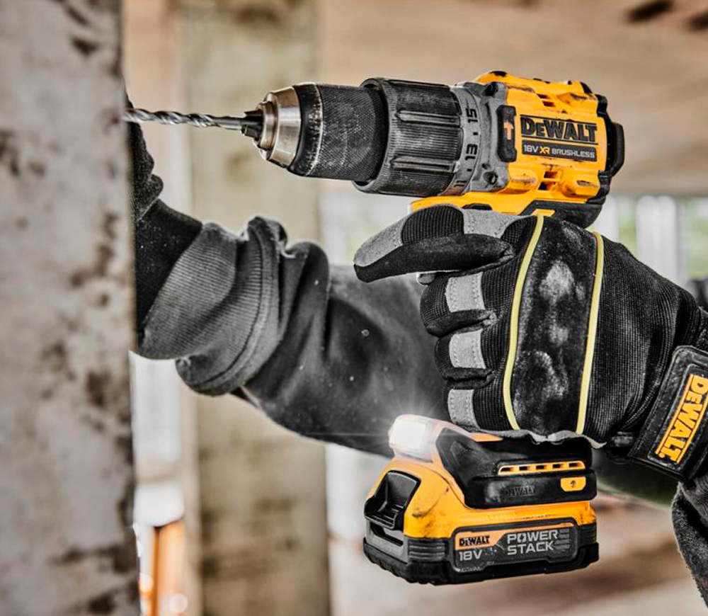 Набор аккумуляторных инструментов DEWALT DCK2051H2T-QW 18В 5Ач-6