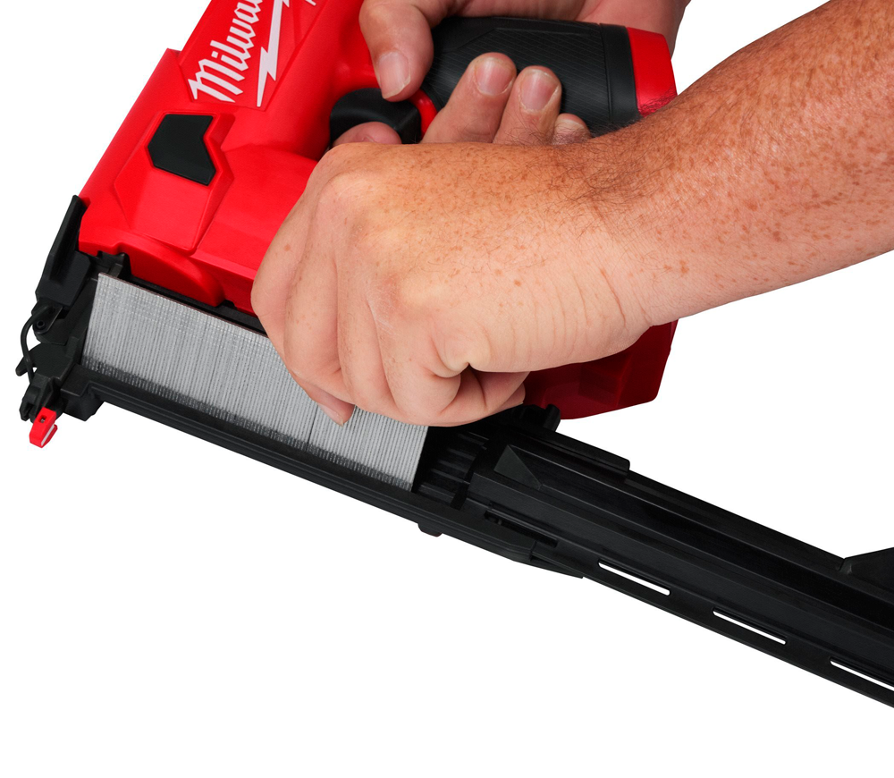 Capsator cu acumulator MILWAUKEE M12 FCN18GS-202X 120bat/min 12V 2Ah-4